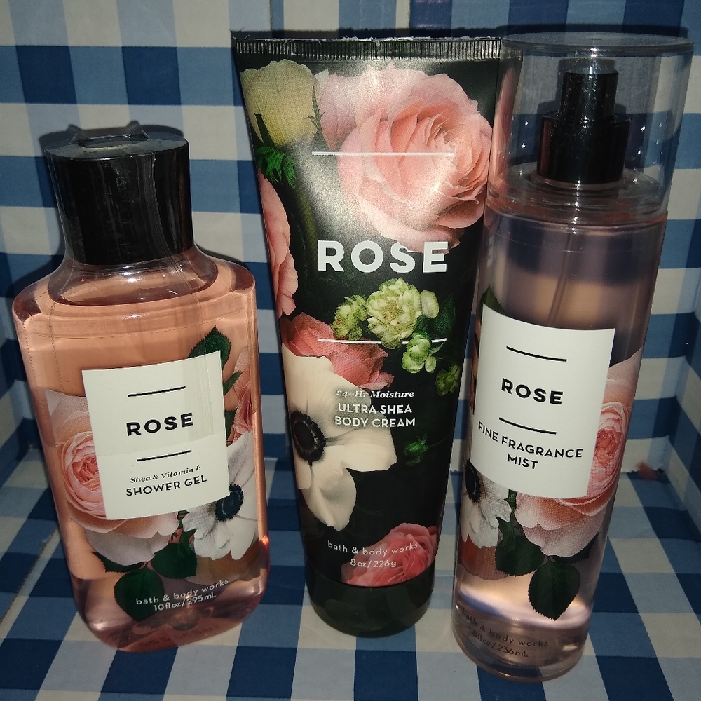 Bath and Body Works Rose Set